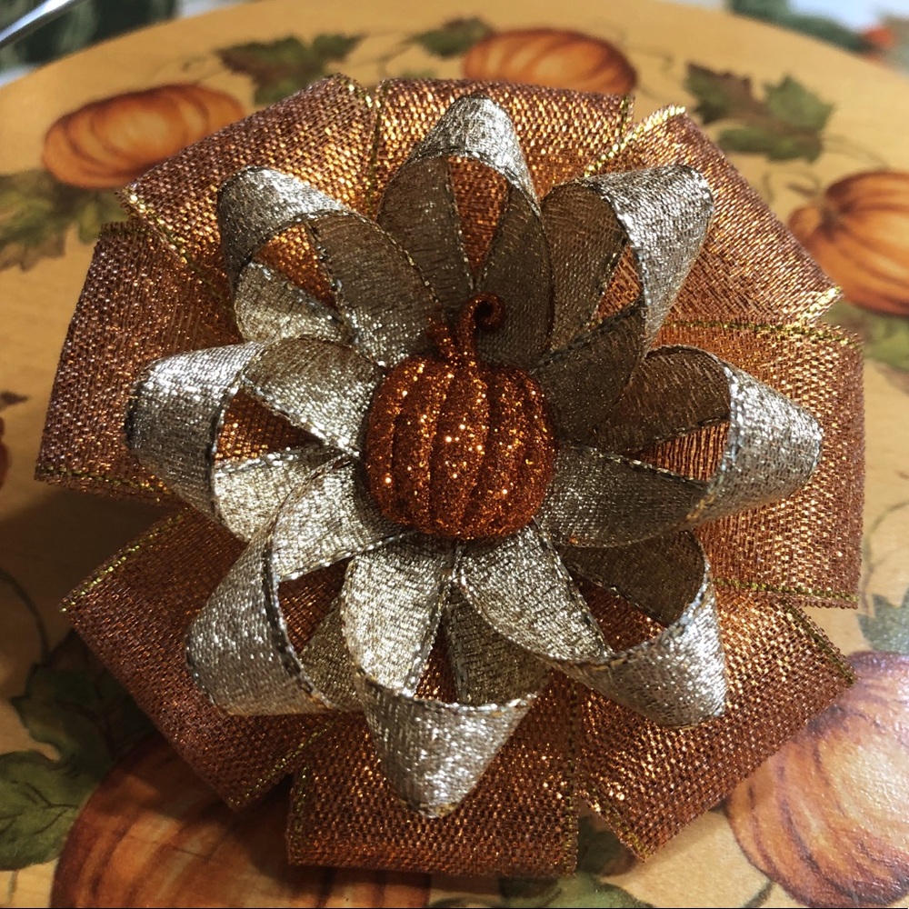🌸3/$9🌸 Handmade Metallic Orange/Gold Pumpkin